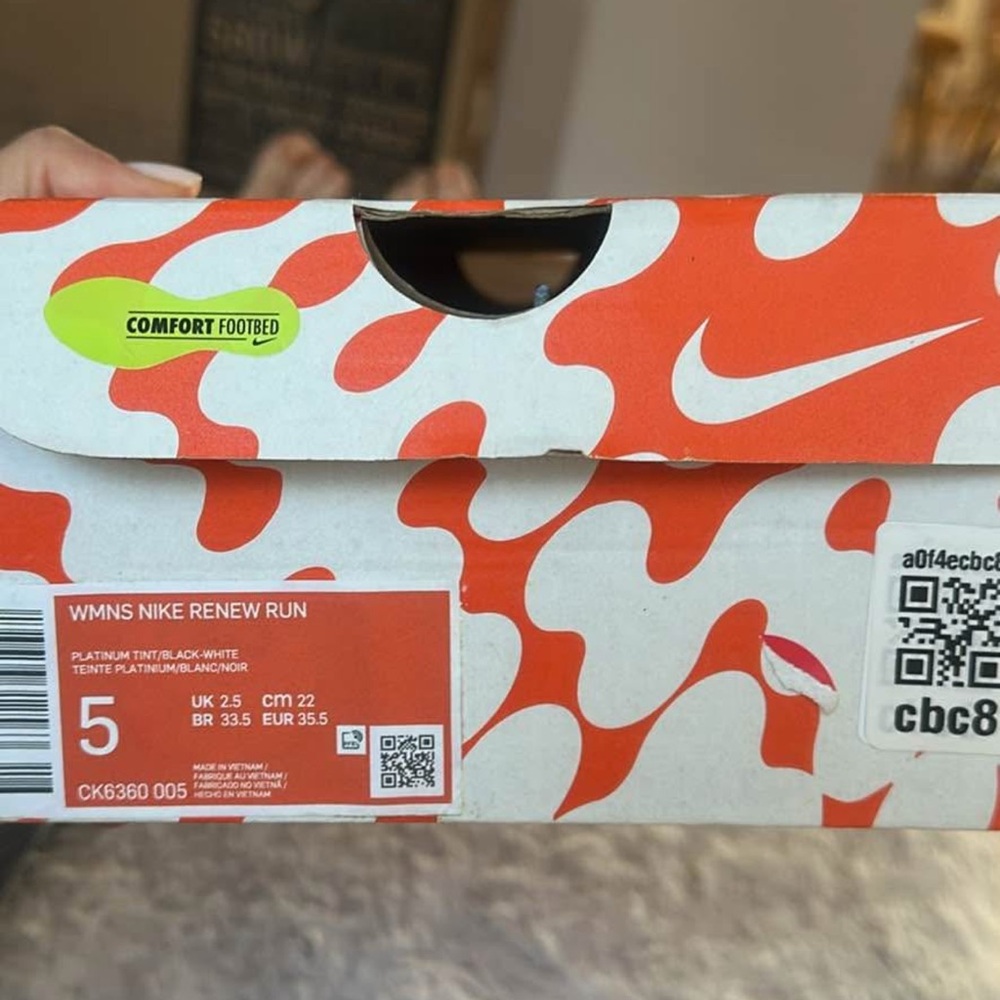 Nike Women's Renew Run Shoes - brand new size5